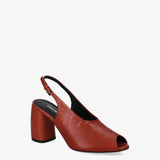 Leather sandals with heels